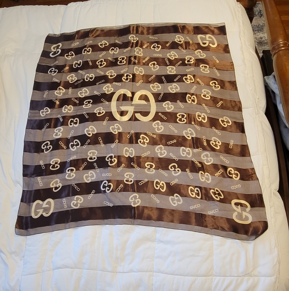 Gucci Brown and Gold Scarf